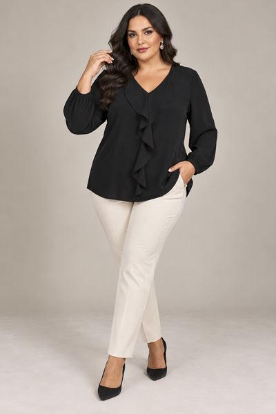 Immagine di ELEGANT BLOUSE WITH FRILL